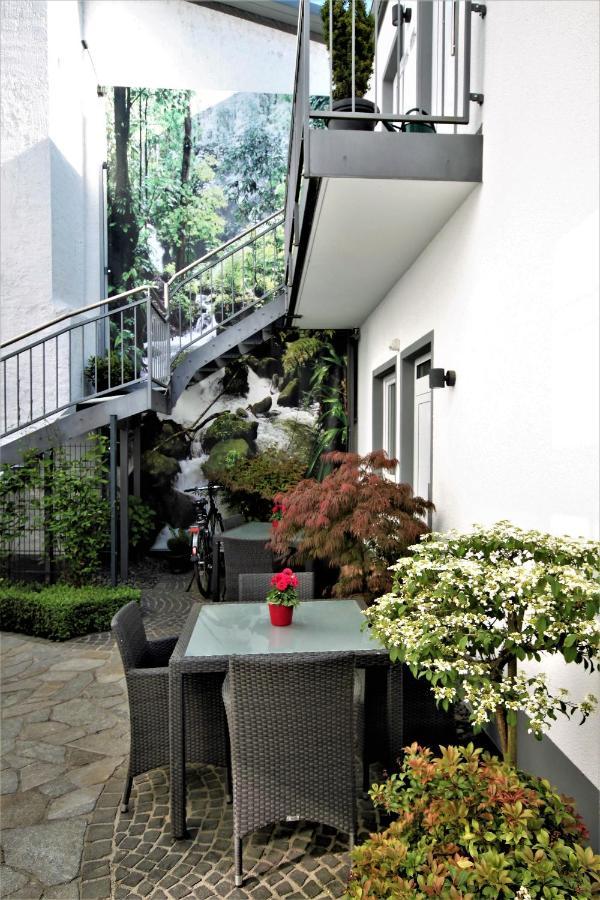 Hotel Feriendomizil Am Lindenplatz Bullay Exterior foto